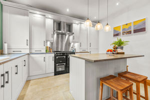 Kitchen- click for photo gallery